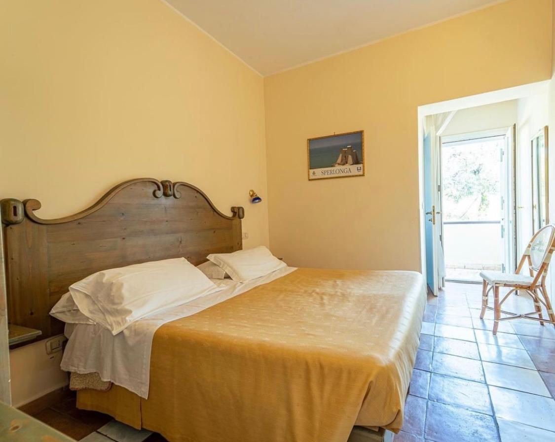 Hotel Belvedere Сперлонга Екстериор снимка